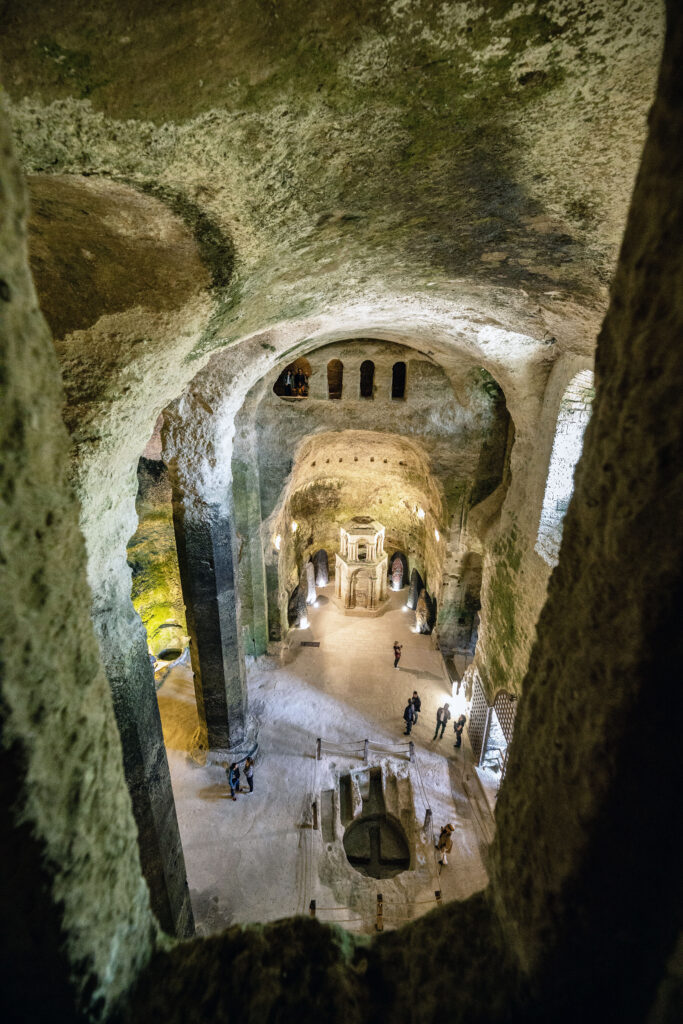 Caves et lieux troglodytes