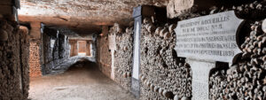Lire la suite à propos de l’article Visite virtuelle du musée des catacombes de Paris